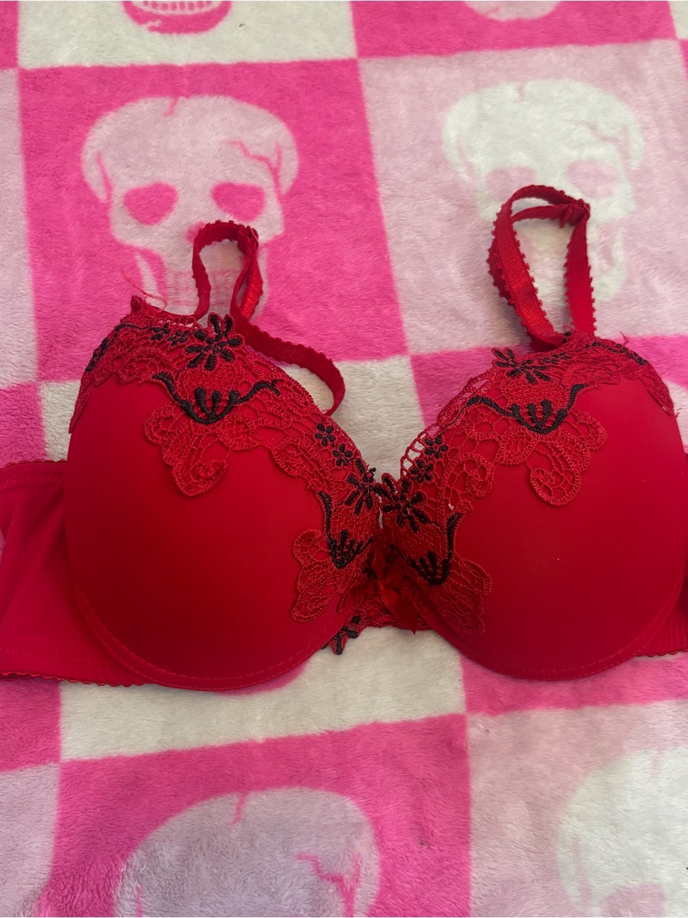 Romantic Red Lace Trim Push-Up Bra